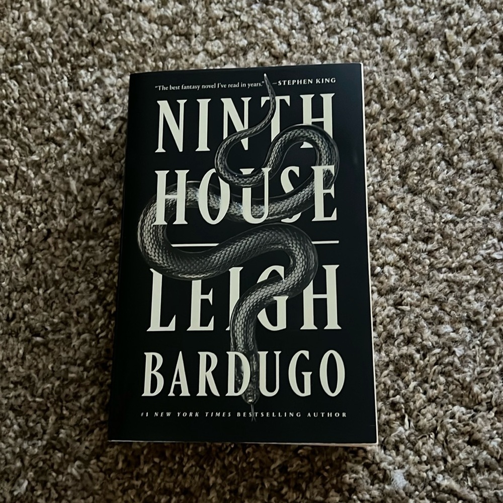 Ninth House by Leigh Bardugo paperback